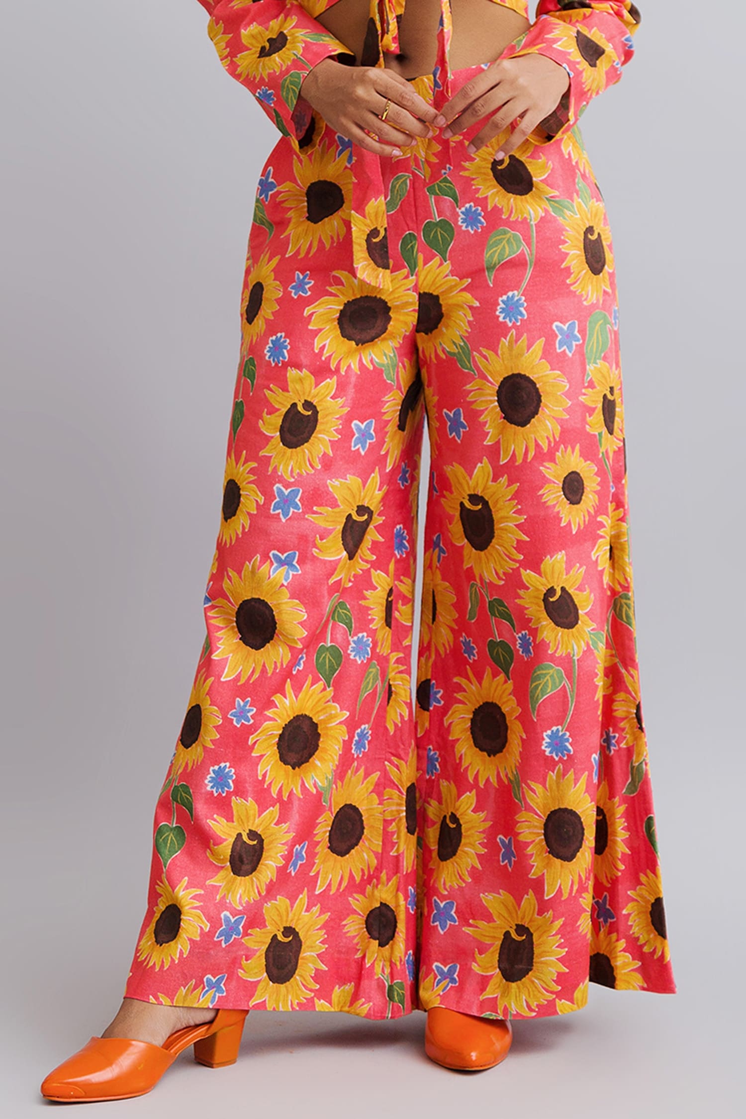 Peach 100% Cotton Printed Sunflower Notched Collar Pant Set For Women